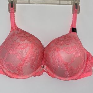 Victoria’s Secret Underwire Push Up Bra 38D NWT